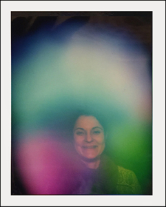 The second aura photograph after having worn the Swiss Harmony BodyCard for only 90 minutes.